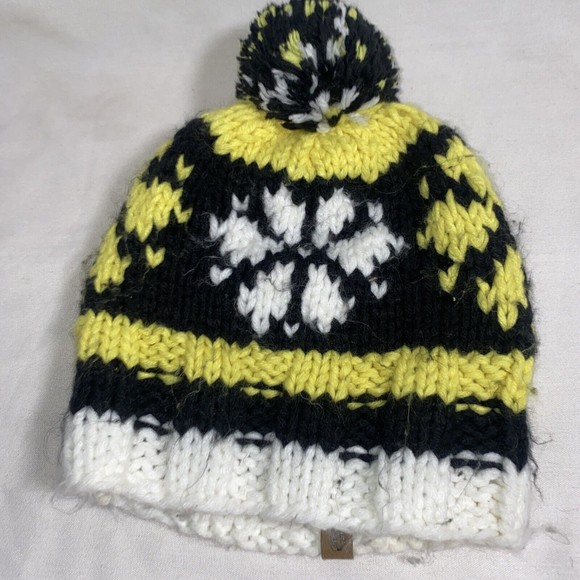 Volcom Knit Puff Ball Beanie Hat One Size Stretch Winter Adult Skate Yellow - Picture 4 of 5
